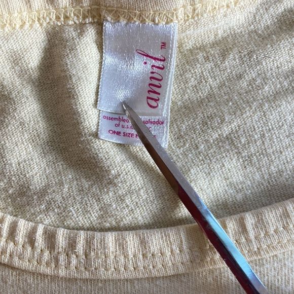 Vintage  Anvil One Size fits all George Strait Shirt in Yellow - Picture 5 of 10